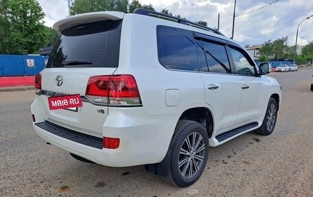 Toyota Land Cruiser 200, 2018 год, 5 990 000 рублей, 7 фотография