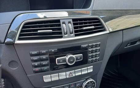 Mercedes-Benz C-Класс, 2011 год, 2 500 000 рублей, 8 фотография
