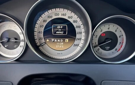 Mercedes-Benz C-Класс, 2011 год, 2 500 000 рублей, 4 фотография