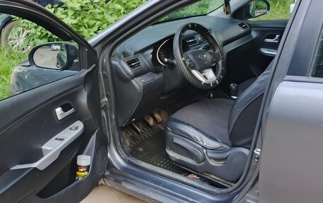 KIA Rio III рестайлинг, 2012 год, 550 000 рублей, 6 фотография