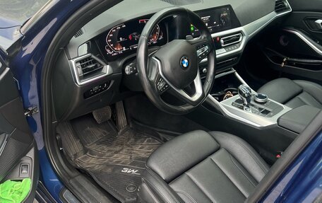 BMW 3 серия, 2021 год, 3 850 000 рублей, 8 фотография