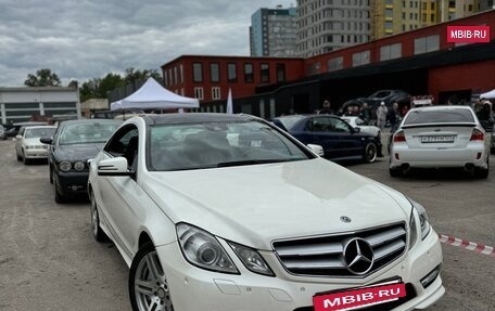 Mercedes-Benz E-Класс, 2009 год, 2 050 000 рублей, 4 фотография
