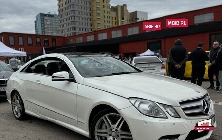 Mercedes-Benz E-Класс, 2009 год, 2 050 000 рублей, 3 фотография