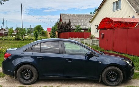 Chevrolet Cruze II, 2012 год, 645 000 рублей, 3 фотография