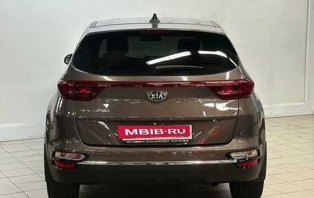 KIA Sportage IV рестайлинг, 2020 год, 2 170 000 рублей, 3 фотография