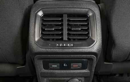 Volkswagen Tiguan II, 2018 год, 2 199 849 рублей, 23 фотография