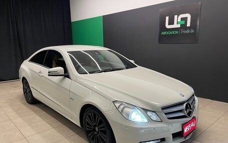 Mercedes-Benz E-Класс, 2010 год, 1 350 000 рублей, 1 фотография