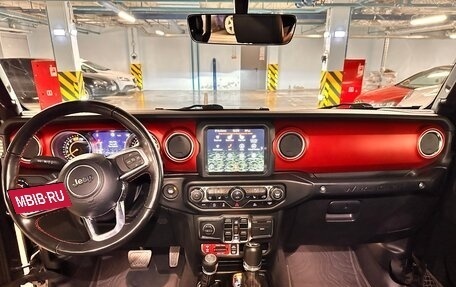 Jeep Wrangler, 2022 год, 5 600 000 рублей, 7 фотография