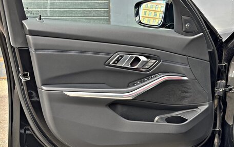 BMW 3 серия, 2022 год, 4 850 000 рублей, 26 фотография