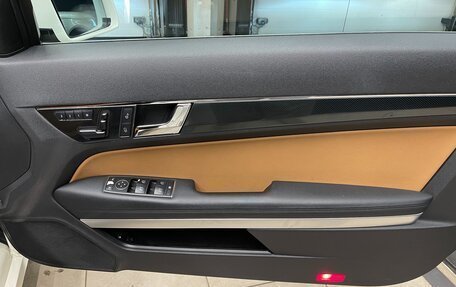 Mercedes-Benz E-Класс, 2010 год, 1 350 000 рублей, 8 фотография