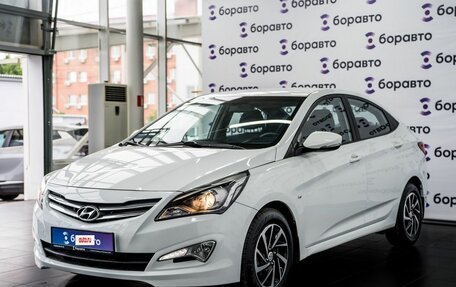 Hyundai Solaris II рестайлинг, 2015 год, 1 222 000 рублей, 2 фотография