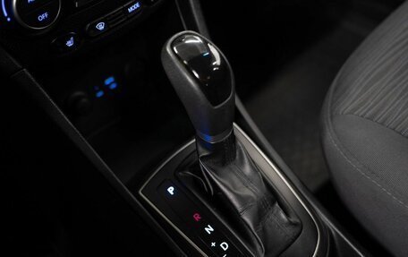 Hyundai Solaris II рестайлинг, 2015 год, 1 222 000 рублей, 12 фотография