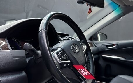 Toyota Camry, 2017 год, 2 100 000 рублей, 2 фотография