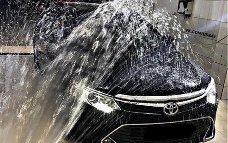 Toyota Camry, 2017 год, 2 100 000 рублей, 13 фотография