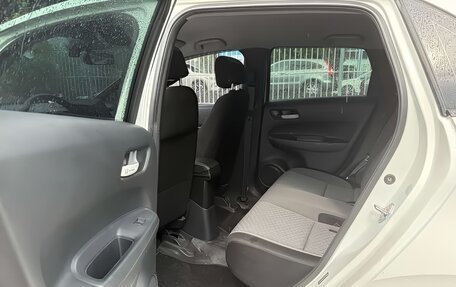 Honda Fit, 2023 год, 1 400 000 рублей, 10 фотография