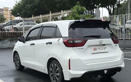 Honda Fit, 2023 год, 1 400 000 рублей, 6 фотография