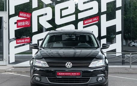 Volkswagen Jetta VI, 2014 год, 1 050 000 рублей, 3 фотография