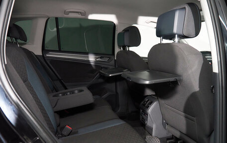 Volkswagen Tiguan II, 2019 год, 2 924 000 рублей, 11 фотография