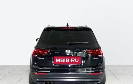 Volkswagen Tiguan II, 2019 год, 2 924 000 рублей, 5 фотография