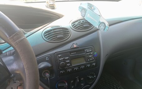 Ford Focus IV, 2000 год, 60 000 рублей, 4 фотография