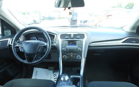 Ford Fusion (North America) II, 2017 год, 1 780 000 рублей, 10 фотография