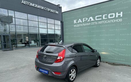 Hyundai Solaris II рестайлинг, 2012 год, 830 000 рублей, 2 фотография