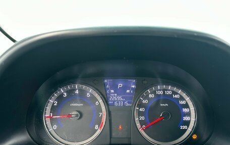 Hyundai Solaris II рестайлинг, 2012 год, 830 000 рублей, 9 фотография