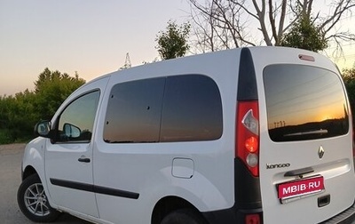 Renault Kangoo II рестайлинг, 2013 год, 870 000 рублей, 1 фотография