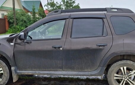 Renault Duster I рестайлинг, 2016 год, 820 000 рублей, 2 фотография