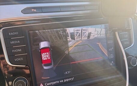 Volkswagen Passat B8 рестайлинг, 2016 год, 1 699 999 рублей, 23 фотография