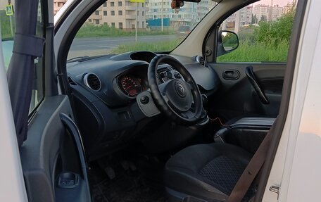 Renault Kangoo II рестайлинг, 2013 год, 870 000 рублей, 3 фотография