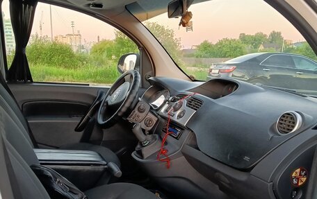 Renault Kangoo II рестайлинг, 2013 год, 870 000 рублей, 4 фотография