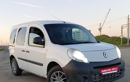 Renault Kangoo II рестайлинг, 2013 год, 870 000 рублей, 2 фотография