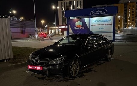 Mercedes-Benz E-Класс, 2013 год, 1 750 000 рублей, 5 фотография