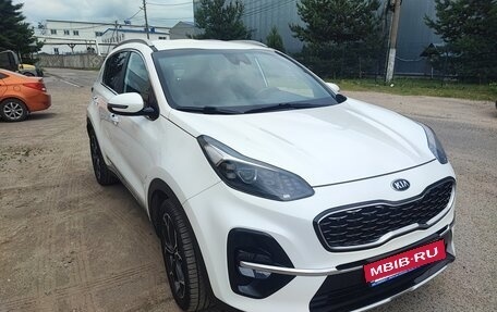 KIA Sportage IV рестайлинг, 2020 год, 2 760 000 рублей, 2 фотография