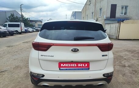KIA Sportage IV рестайлинг, 2020 год, 2 760 000 рублей, 6 фотография