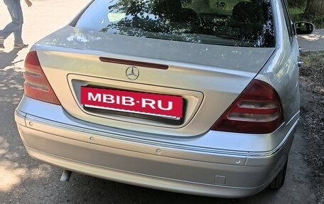 Mercedes-Benz C-Класс, 2000 год, 450 000 рублей, 21 фотография