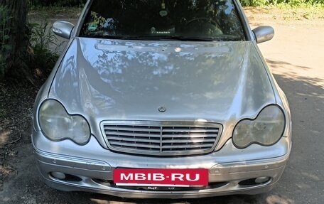 Mercedes-Benz C-Класс, 2000 год, 450 000 рублей, 24 фотография