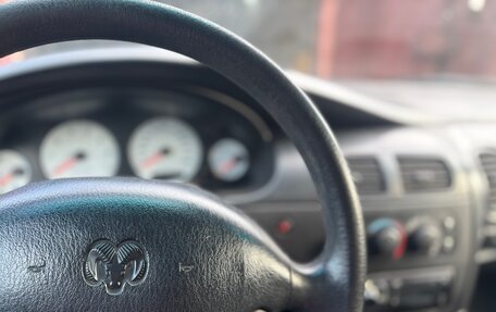 Dodge Intrepid II, 2001 год, 150 000 рублей, 20 фотография
