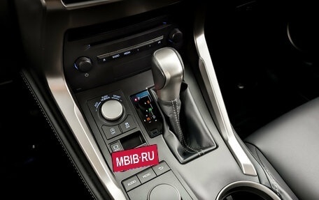 Lexus NX I, 2017 год, 3 230 000 рублей, 25 фотография