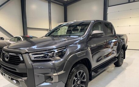 Toyota Hilux, 2025 год, 9 190 000 рублей, 2 фотография