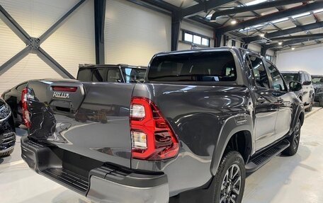 Toyota Hilux, 2025 год, 9 190 000 рублей, 6 фотография