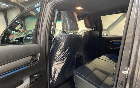 Toyota Hilux, 2025 год, 9 190 000 рублей, 13 фотография