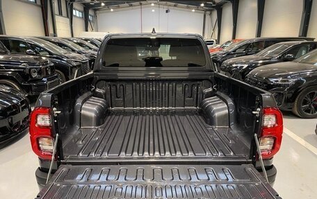 Toyota Hilux, 2025 год, 9 190 000 рублей, 9 фотография