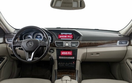Mercedes-Benz E-Класс, 2014 год, 1 880 000 рублей, 14 фотография