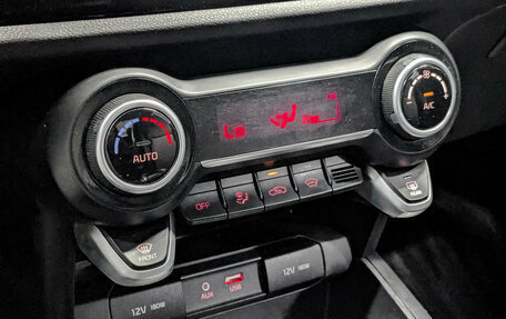 KIA Rio IV, 2017 год, 1 400 000 рублей, 20 фотография