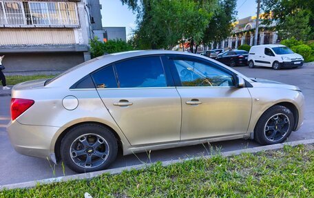 Chevrolet Cruze II, 2010 год, 510 000 рублей, 6 фотография