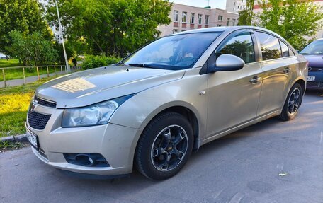 Chevrolet Cruze II, 2010 год, 510 000 рублей, 2 фотография