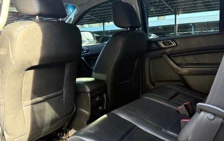 Ford Everest II, 2020 год, 2 880 000 рублей, 8 фотография