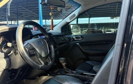 Ford Everest II, 2020 год, 2 880 000 рублей, 7 фотография